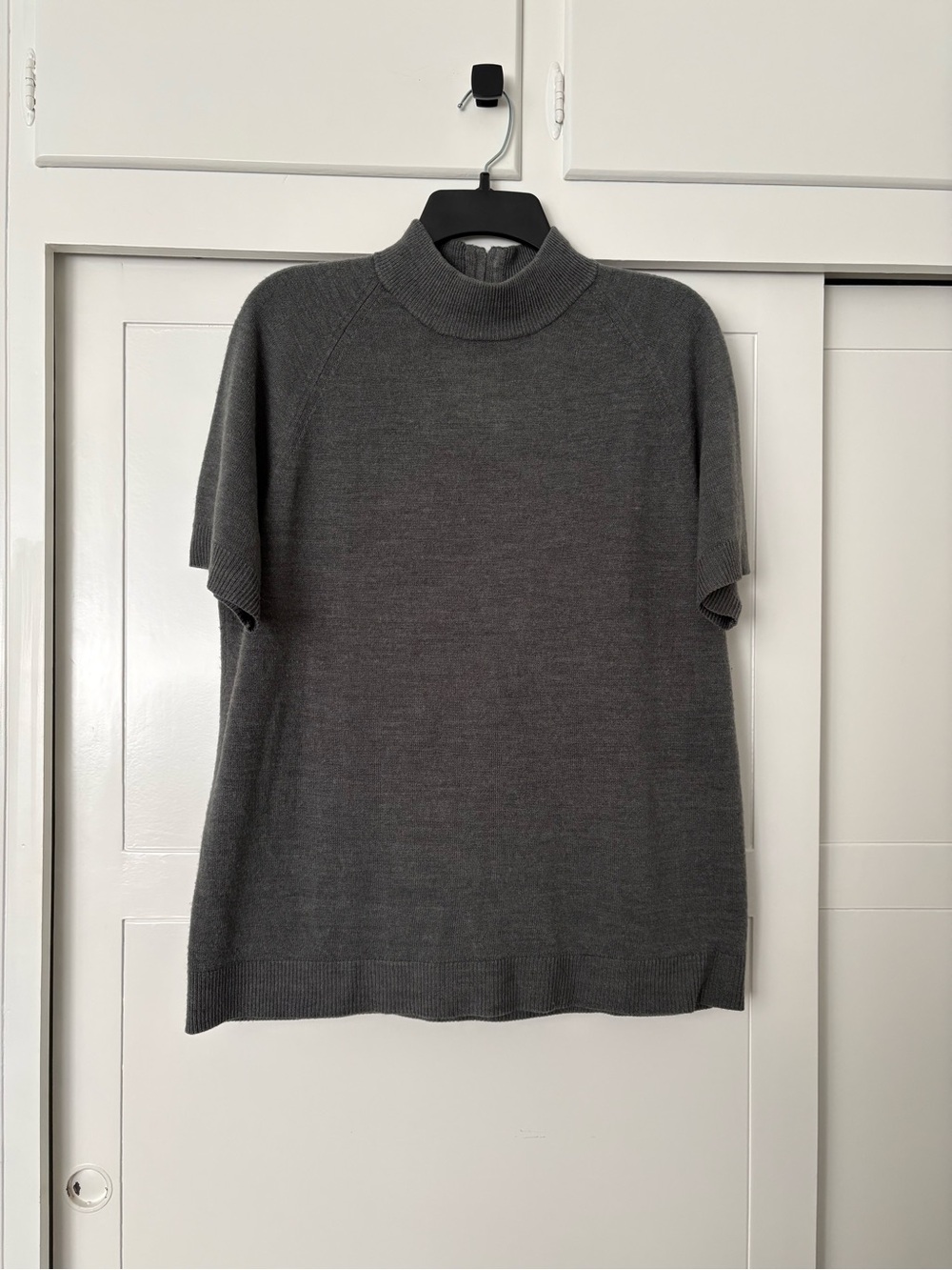 Women’s Gray Mock Neck Short-Sleeve Sweater 1X